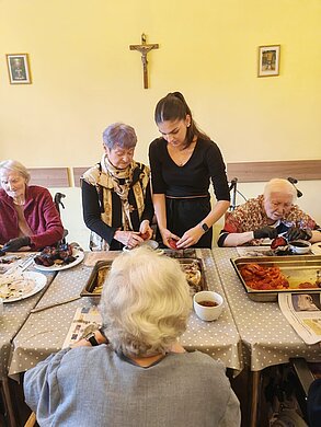 Geschält wird gemeinsam